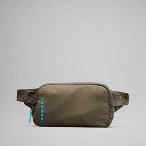 NWT Authentic Lululemon Mini Belt Bag